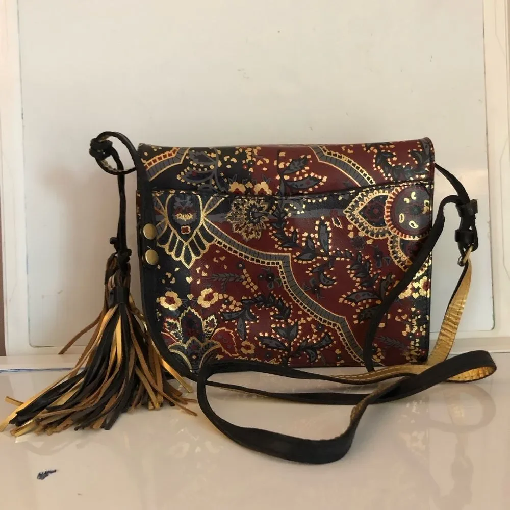 Patricia Nash Van Sannio Provencal Escape Crossbody Paisley Gold Tassel